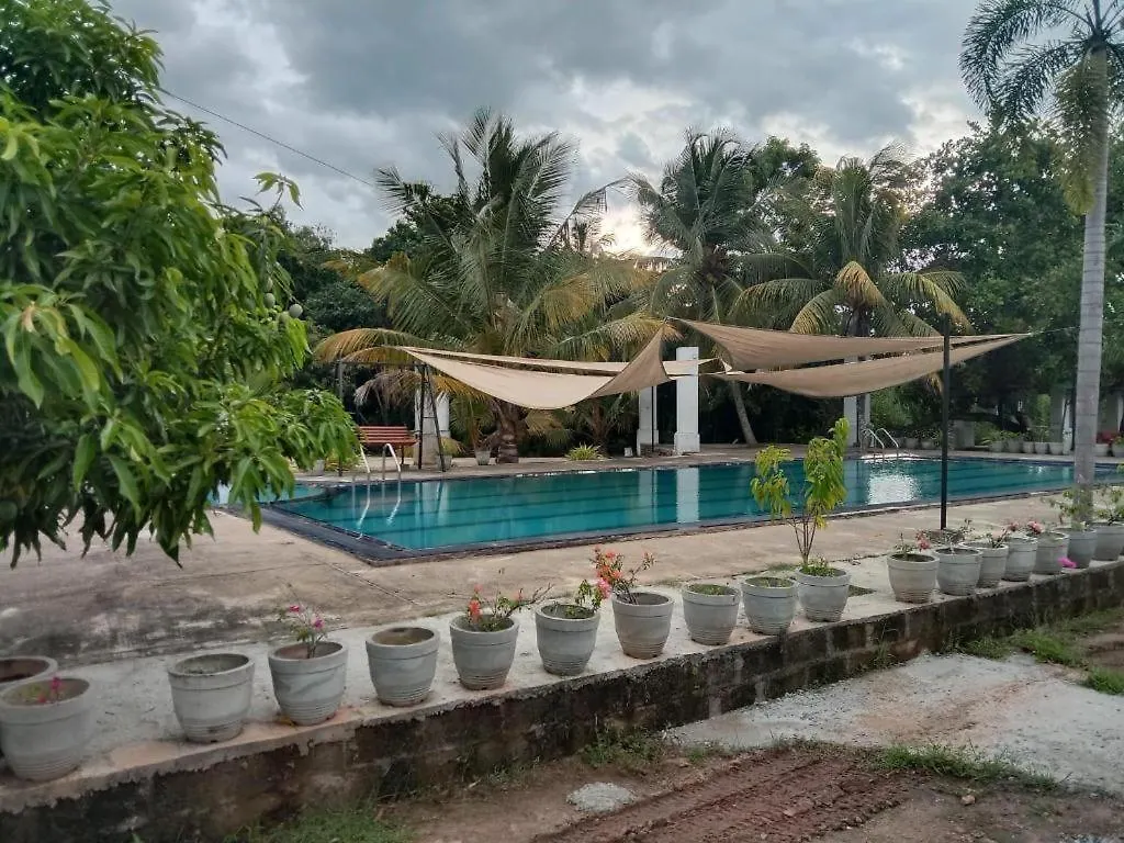Riverside Hotel Colombo Negombo 3*,  Šrí Lanka
